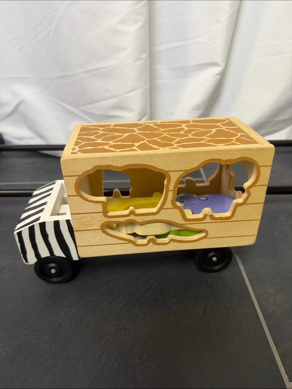 Melissa & Doug Animal Rescue Shape-Sorting Truck - Wooden Toy With 7 pieces